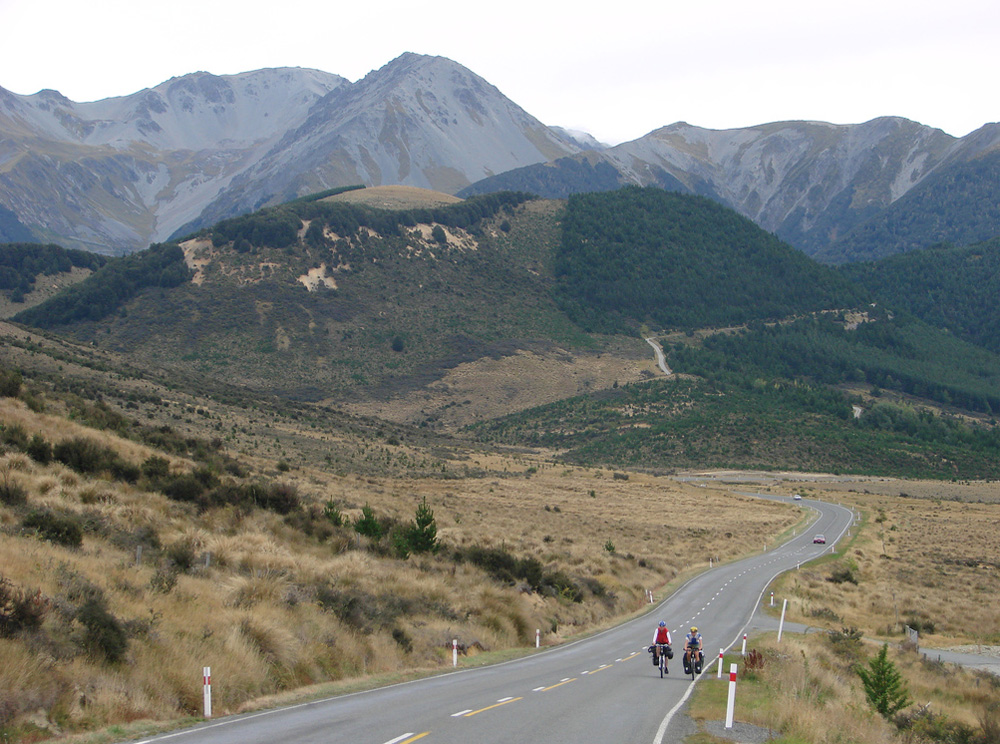 Cycling through mountains in New Zealand