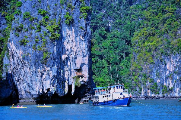 Limestone Caves Limestone Caves
