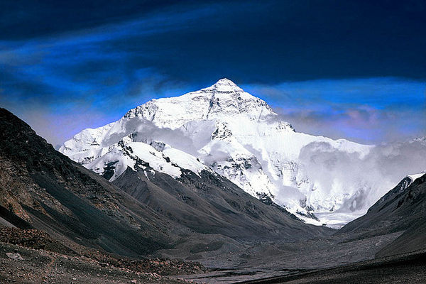 Explore the Everest 