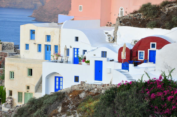 Pretty Greek Villas