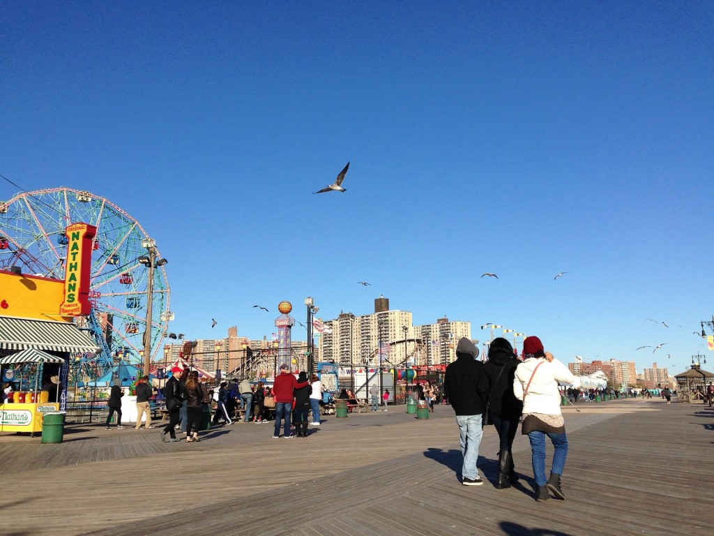coney-island-beach-990456_1920